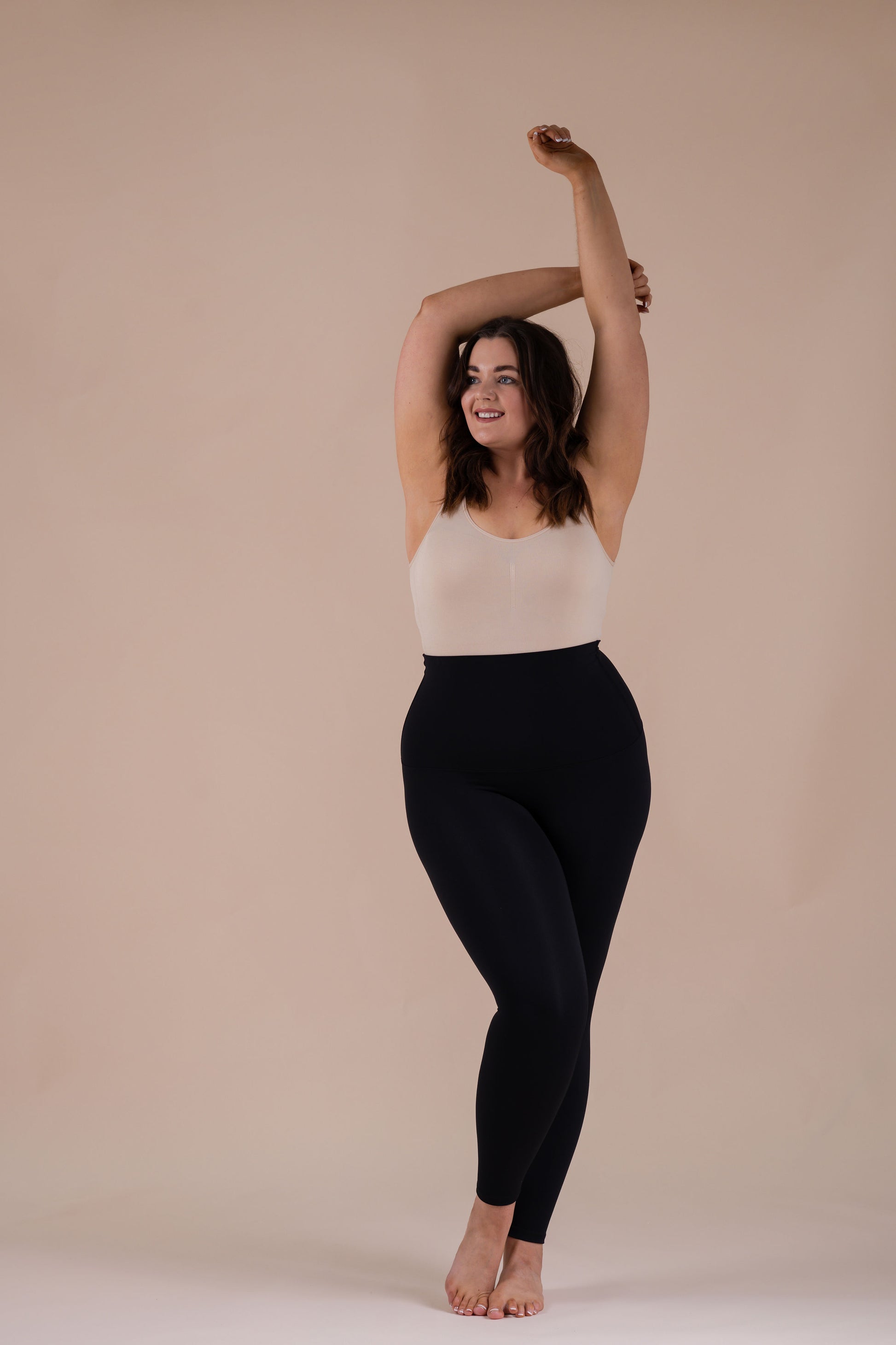 Seamless Luxe Shapewear Leggings  Black & High-Waisted – LUXESÓ CLOTHING